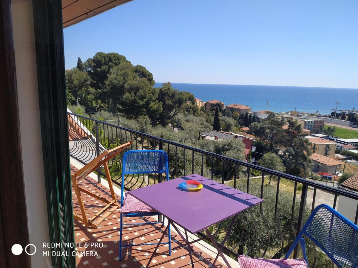 Ferienwohnung Mansarda Mare Bella Vista Citra Zero Zero Ottanta Trentuno Lt O738 Imperia Exterior foto