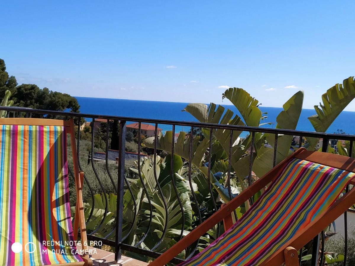 Ferienwohnung Mansarda Mare Bella Vista Citra Zero Zero Ottanta Trentuno Lt O738 Imperia Exterior foto
